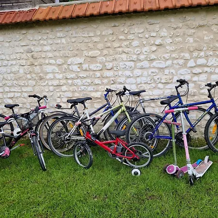 Maison De Charme Avec Jardin Au Bord De L'eure