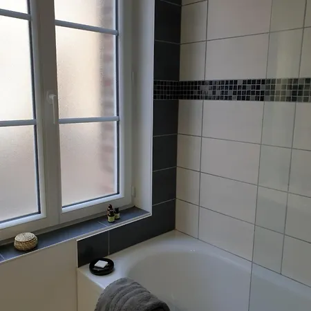 Ferienhaus Maison De Charme Avec Jardin Au Bord De L'eure *