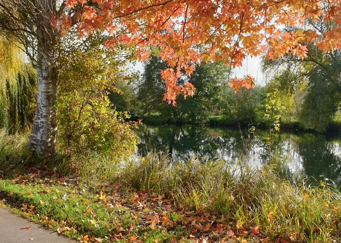 Maison De Charme Avec Jardin Au Bord De L'eure Le Vaudreuil